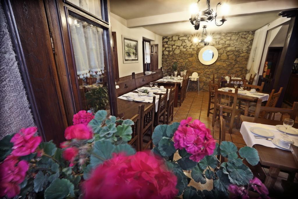 Posada La Solana - Adults Only Santillana del Mar Esterno foto